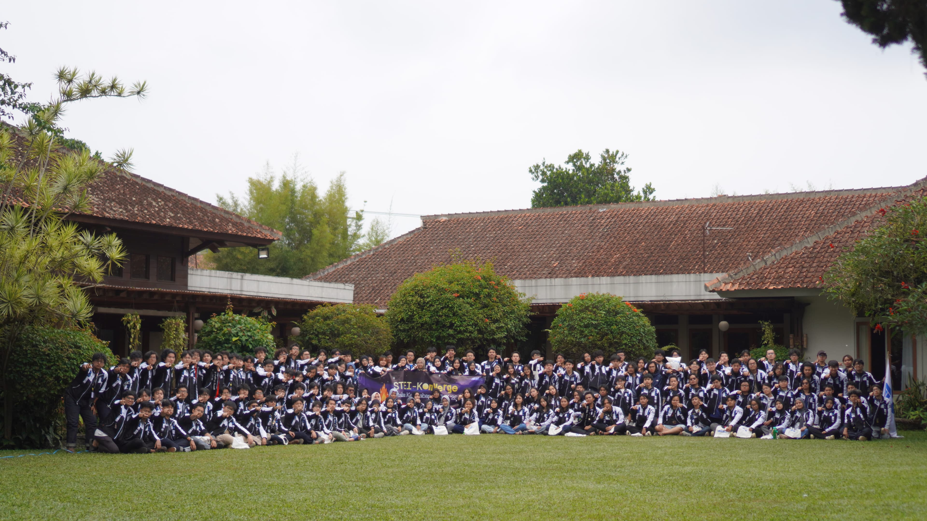 Jaket Angkatan